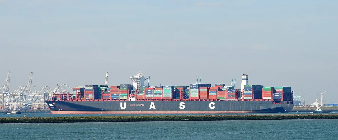 Al Muraykh at Europoort, Rotterdam, in its earlier UASC livery.