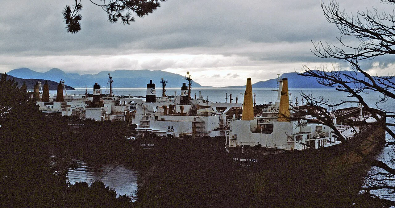 Prairial photographed as Sea Brilliance at Vestnes in 1985.